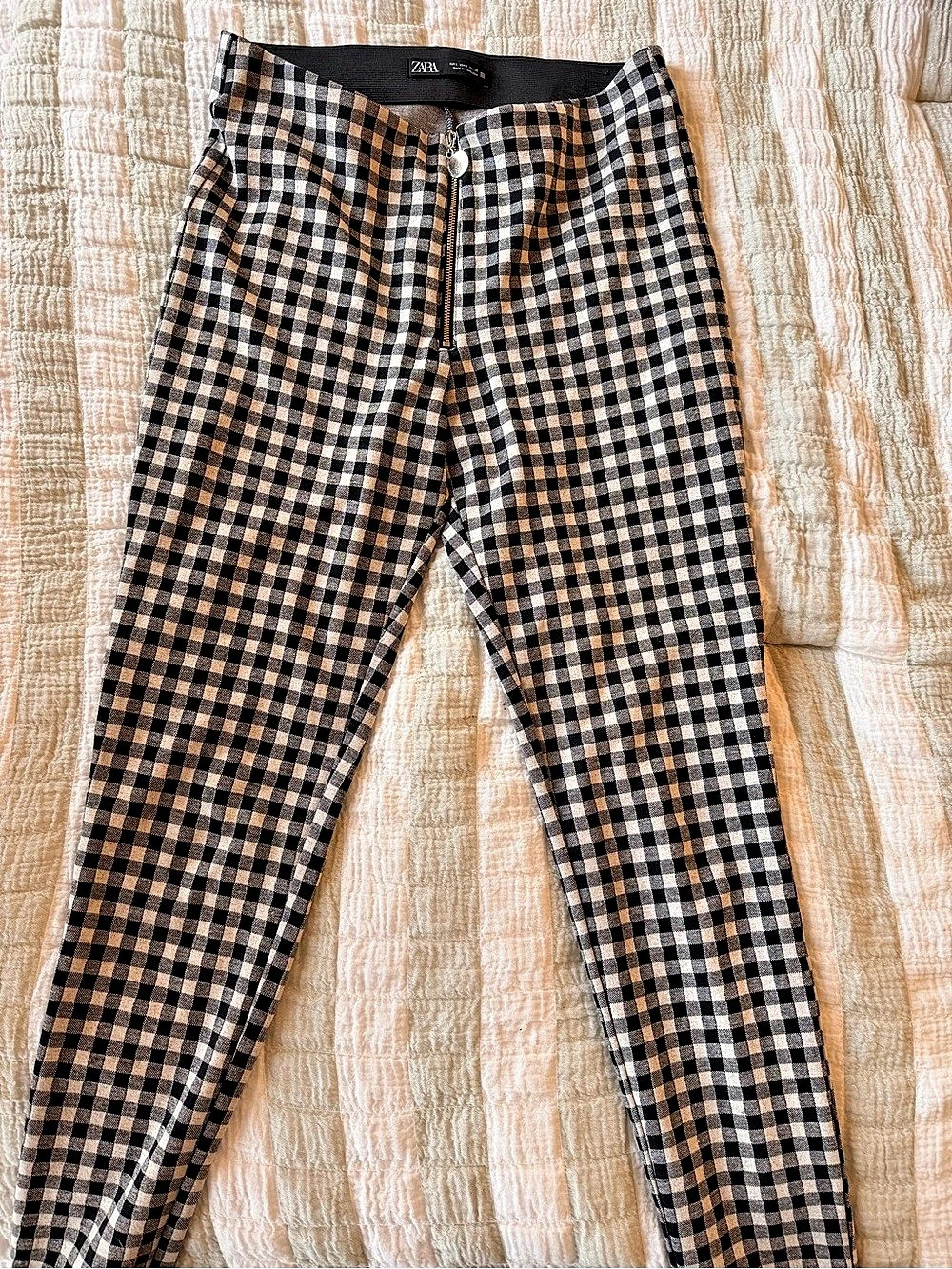 Zara Gingham Straight Leg Pants in Black & White